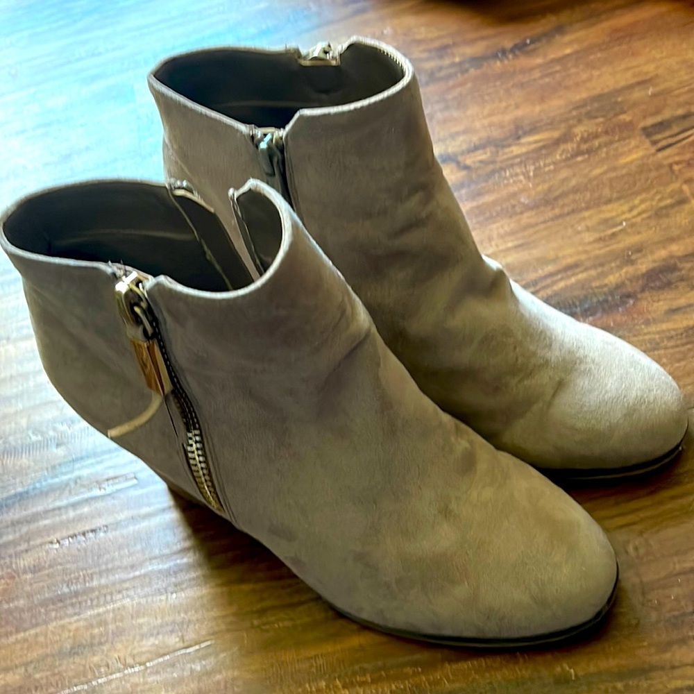 Women’s boots